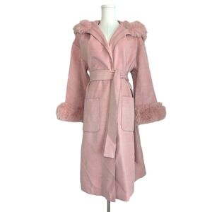 🎀 Winter Coat 🎀 pink faux fur wrap coat